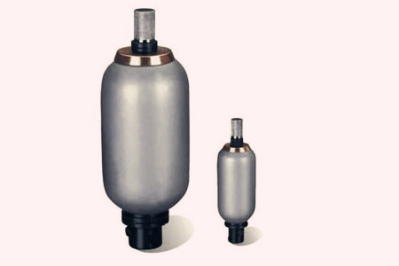 蓄能器主要作用、安裝及注意事項(xiàng)