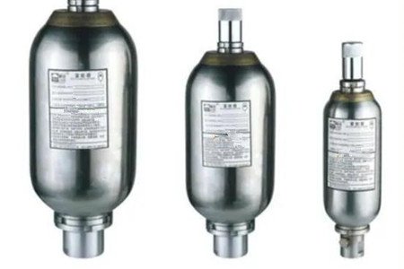 活塞式蓄能器與氣囊式蓄能器區(qū)別竟如此大！